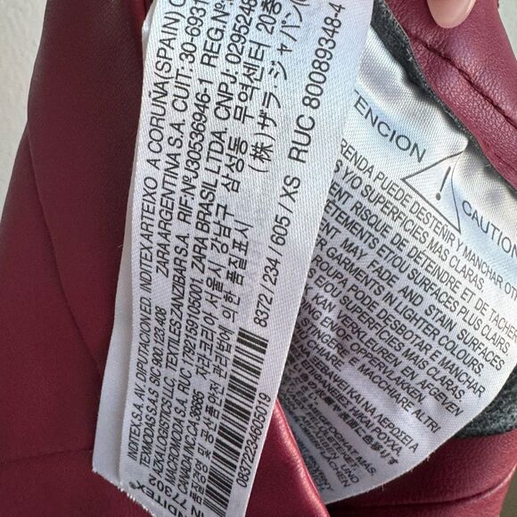 Zara Faux Leather High Waisted Zipper Slit Bottom Red Pull On Pants Size XS - Picture 7 of 8